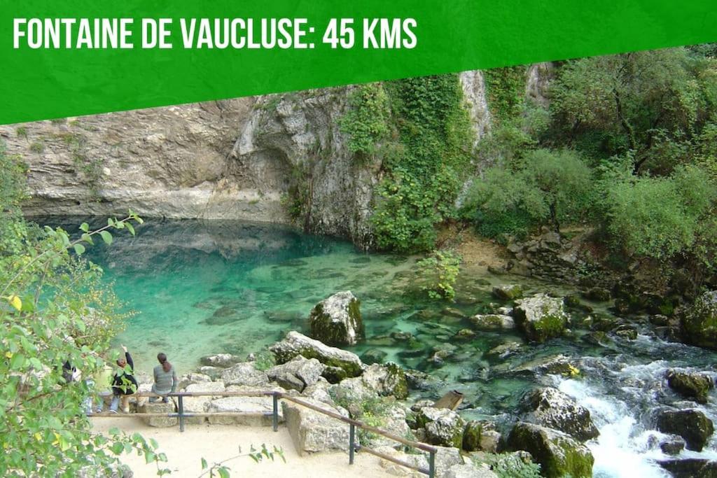 La Glycine - Parking Gratuit - Ac Clim - Cour Prive - Lägenhet Villeneuve-lès-Avignon Exteriör bild